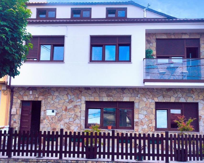 Apartamento La Casa Del Arbol Corcubión Exterior foto